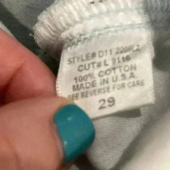 Carmar Triangle Cut Out Boho Festival Jean Shorts. In size 29 - Picture 4 of 4